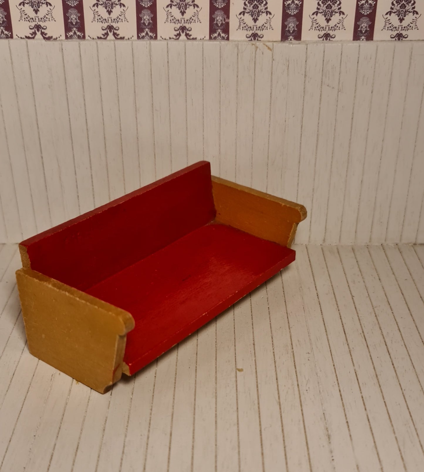 1:16 Retro Sofa