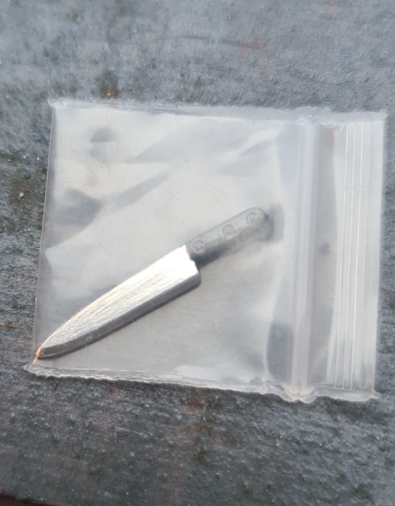 1:12 kniv