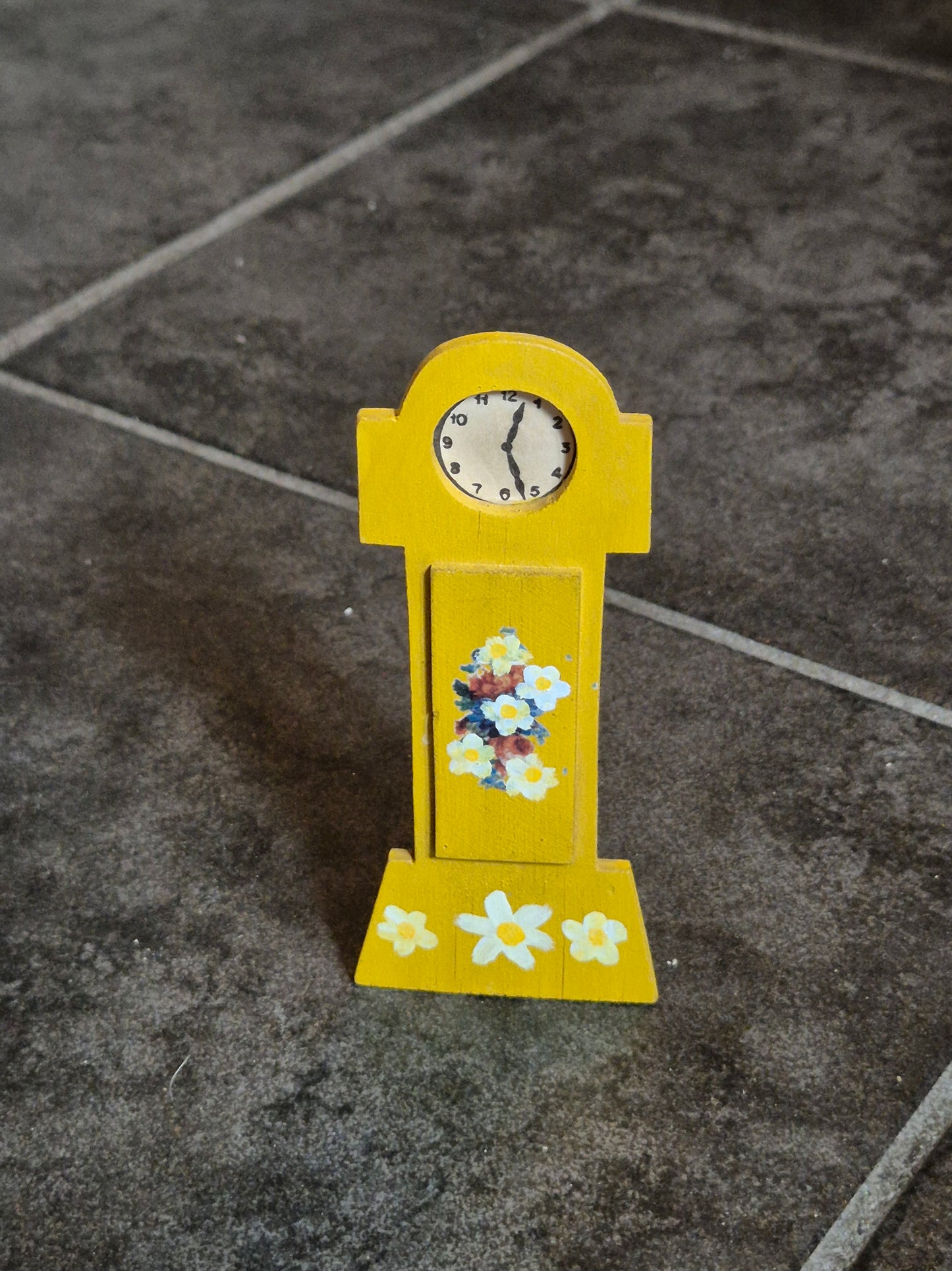 1:16 Retro-Standuhr