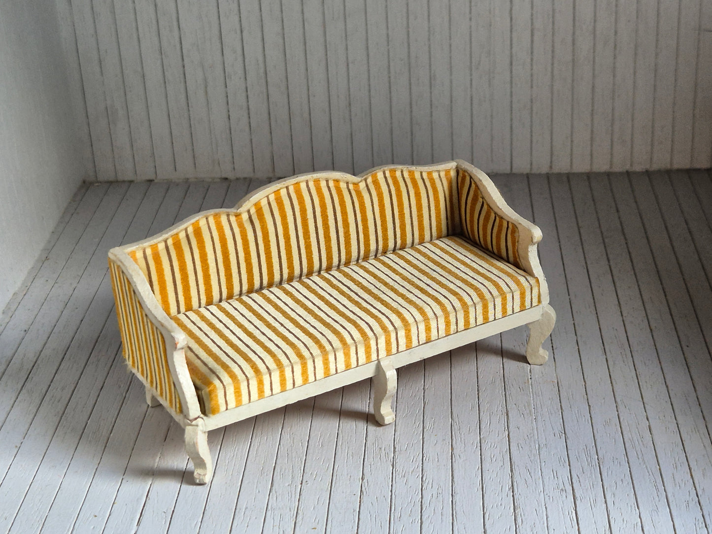 Lundby sofa
