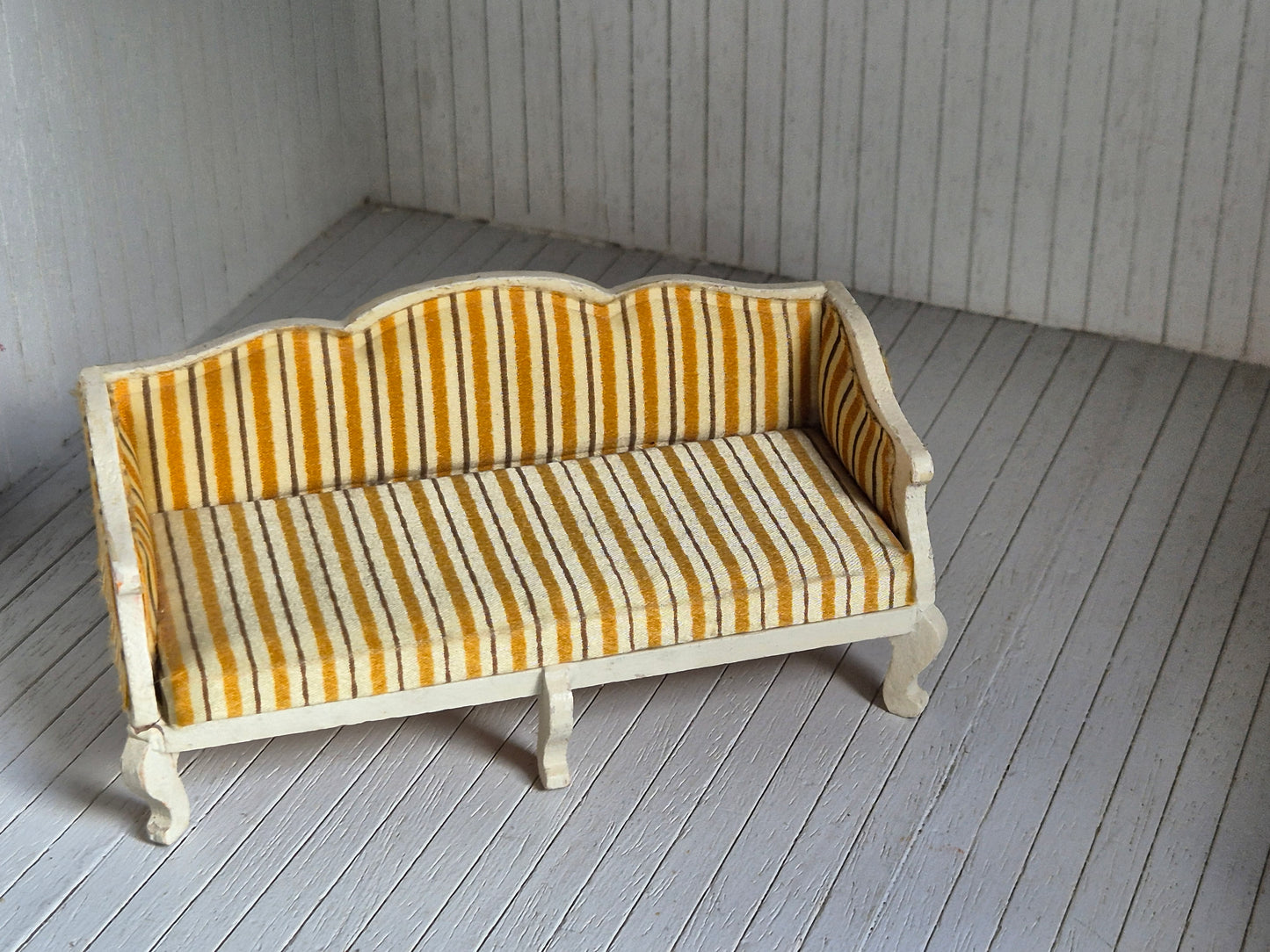 Lundby sofa