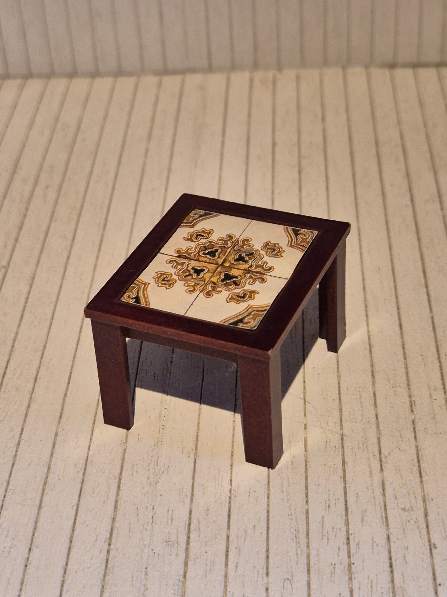 Lundby mørk sidebord