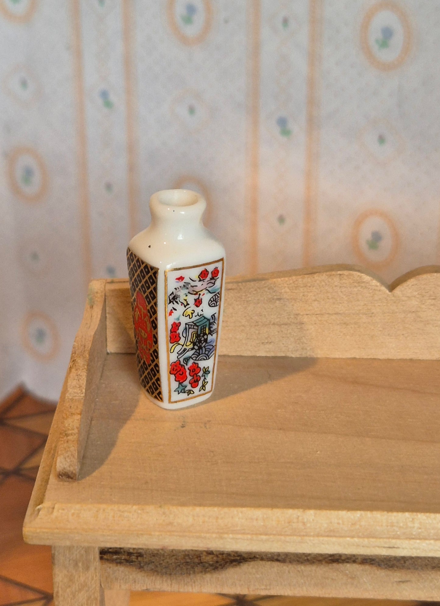 1:12 Vase