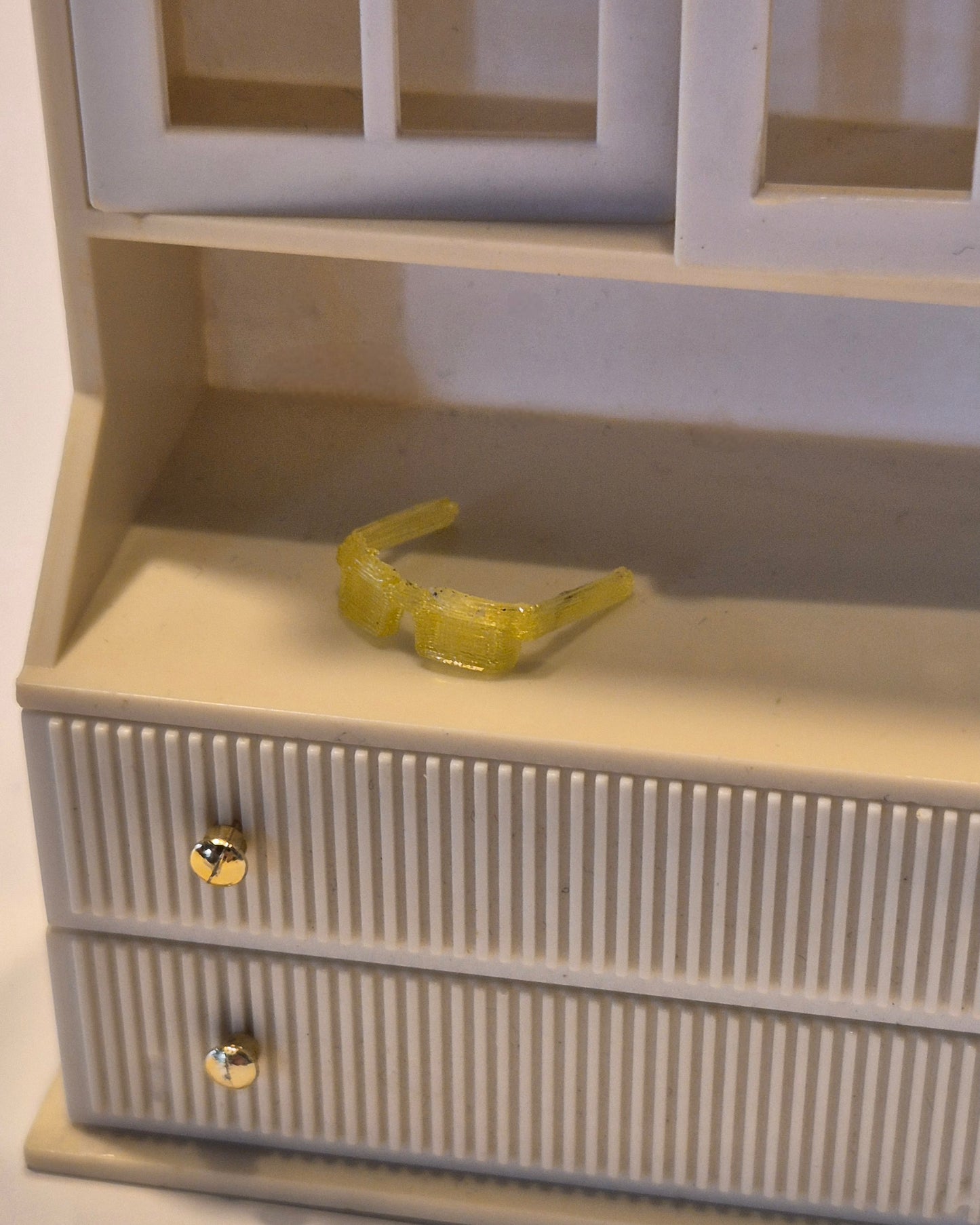 1:16 gule Solbriller