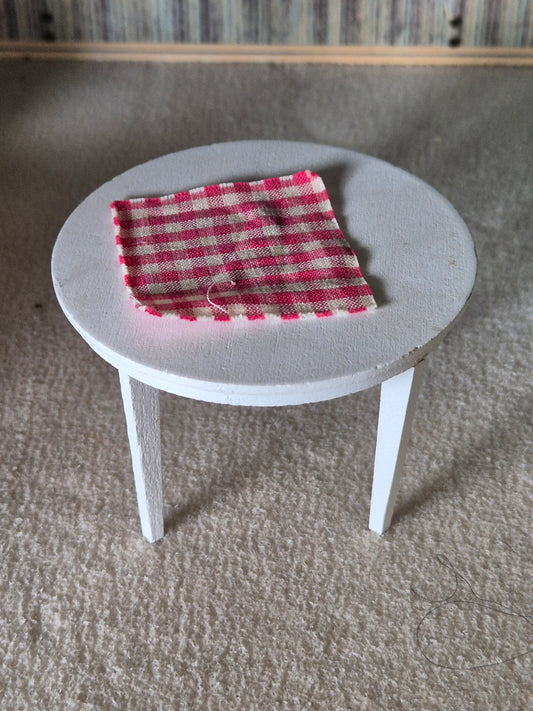 Lundby bord, limet
