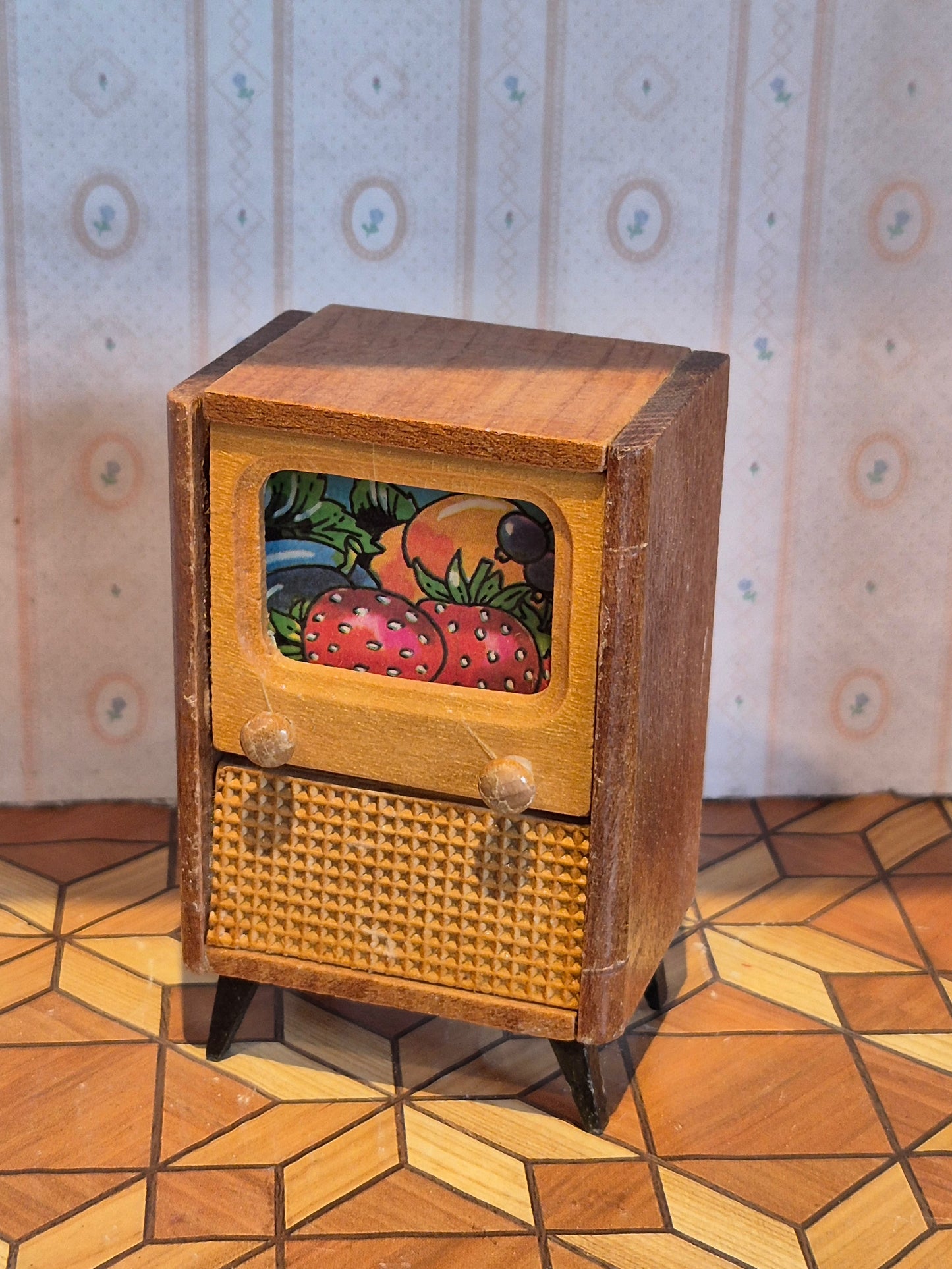 Vintage TV
