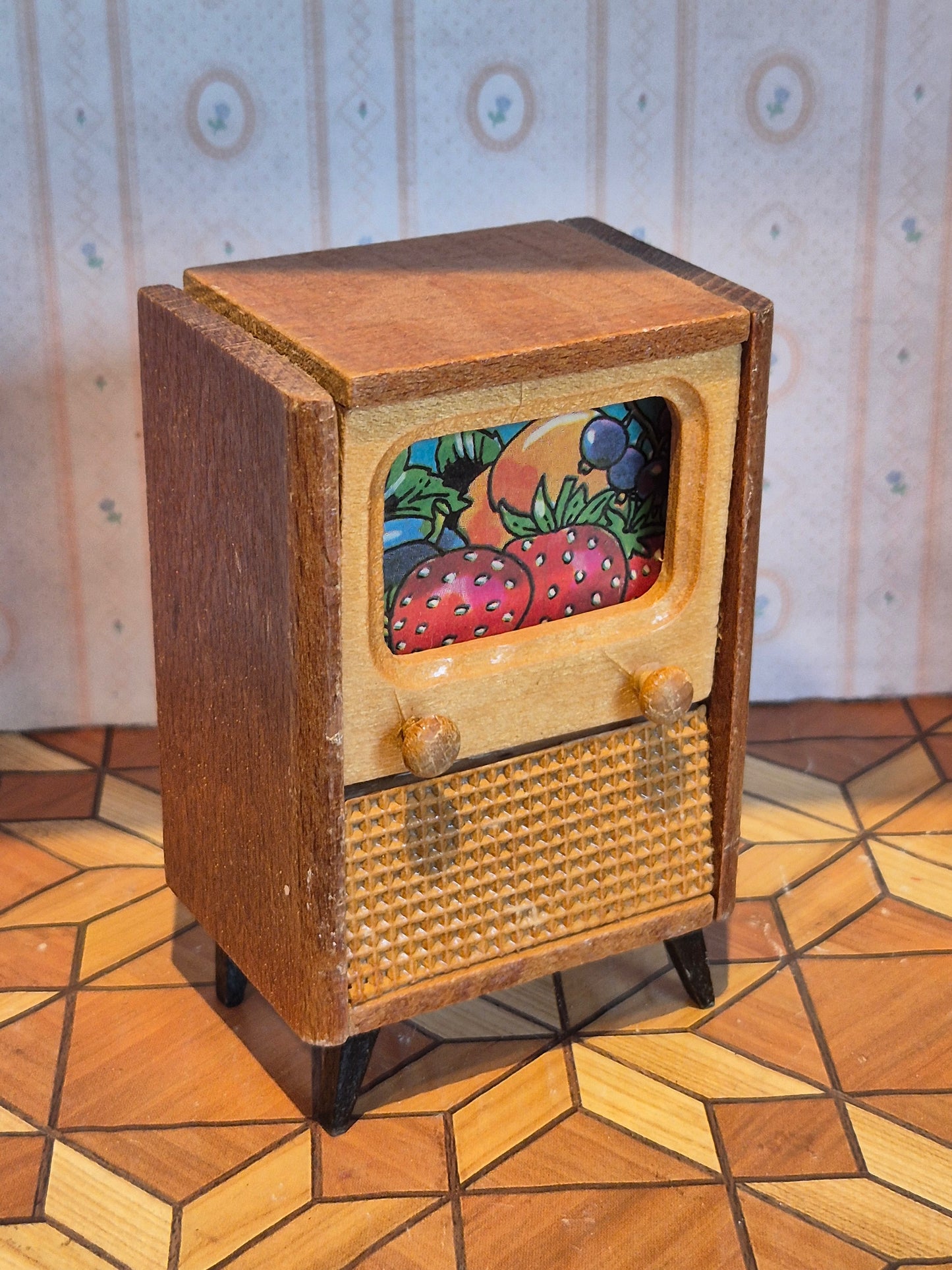 Vintage TV