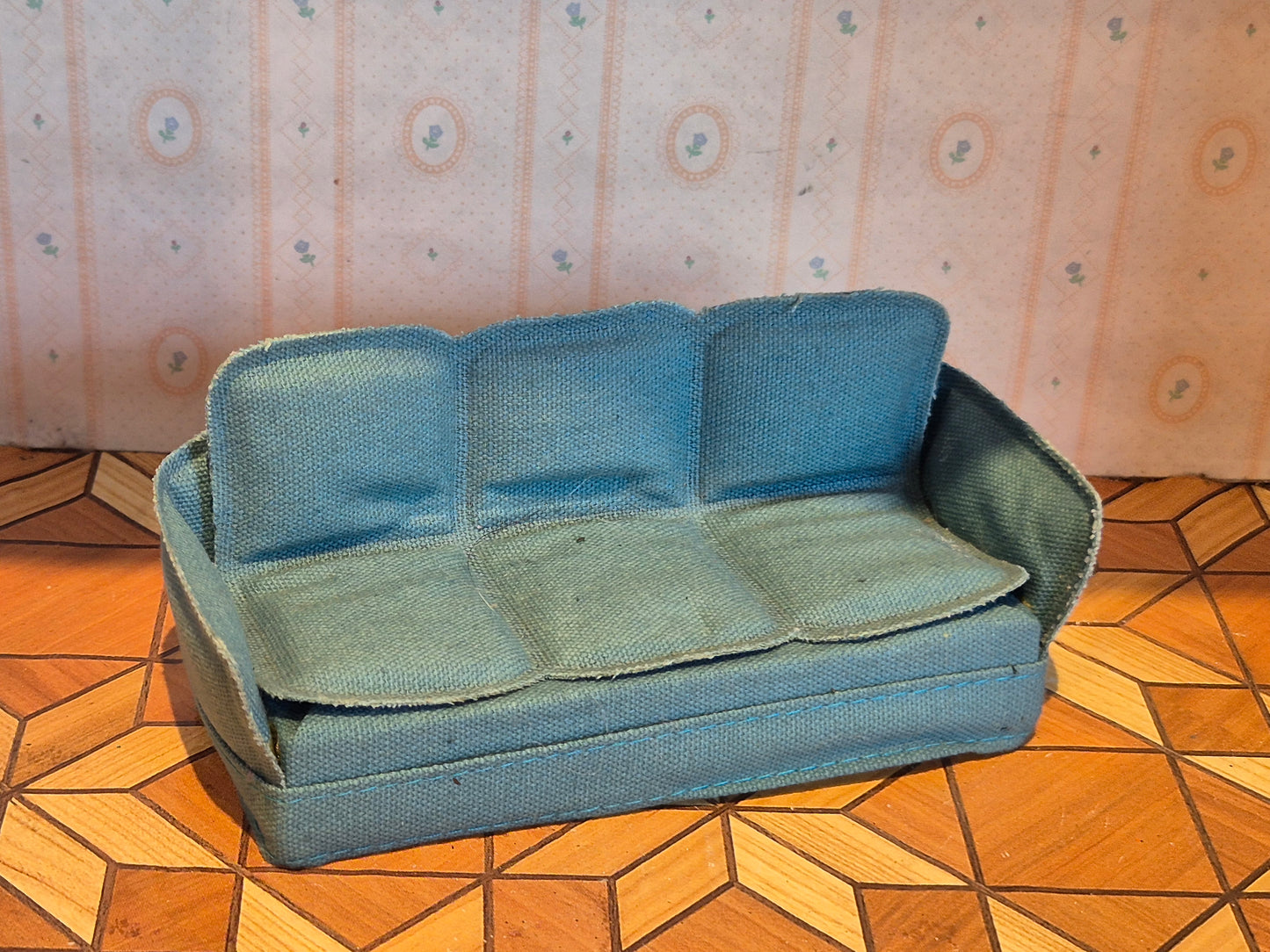 Lundby sofa
