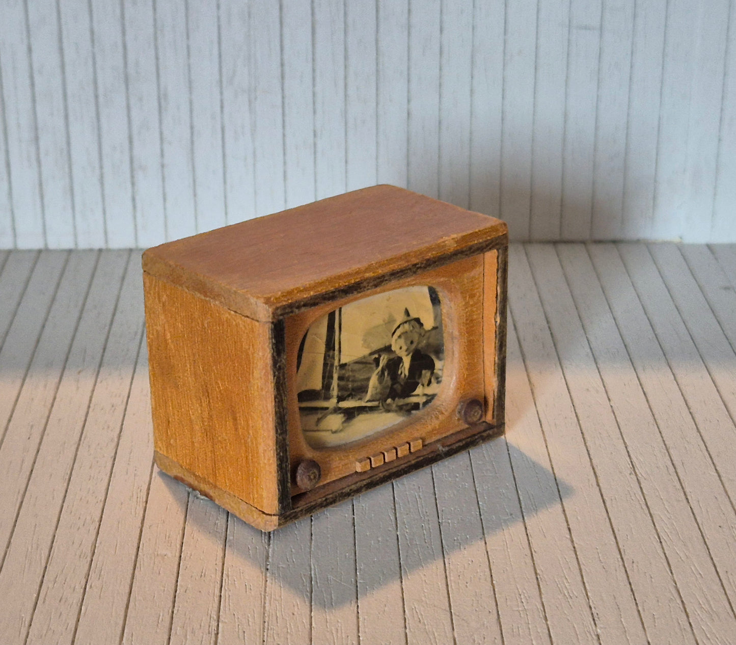 Vintage TV