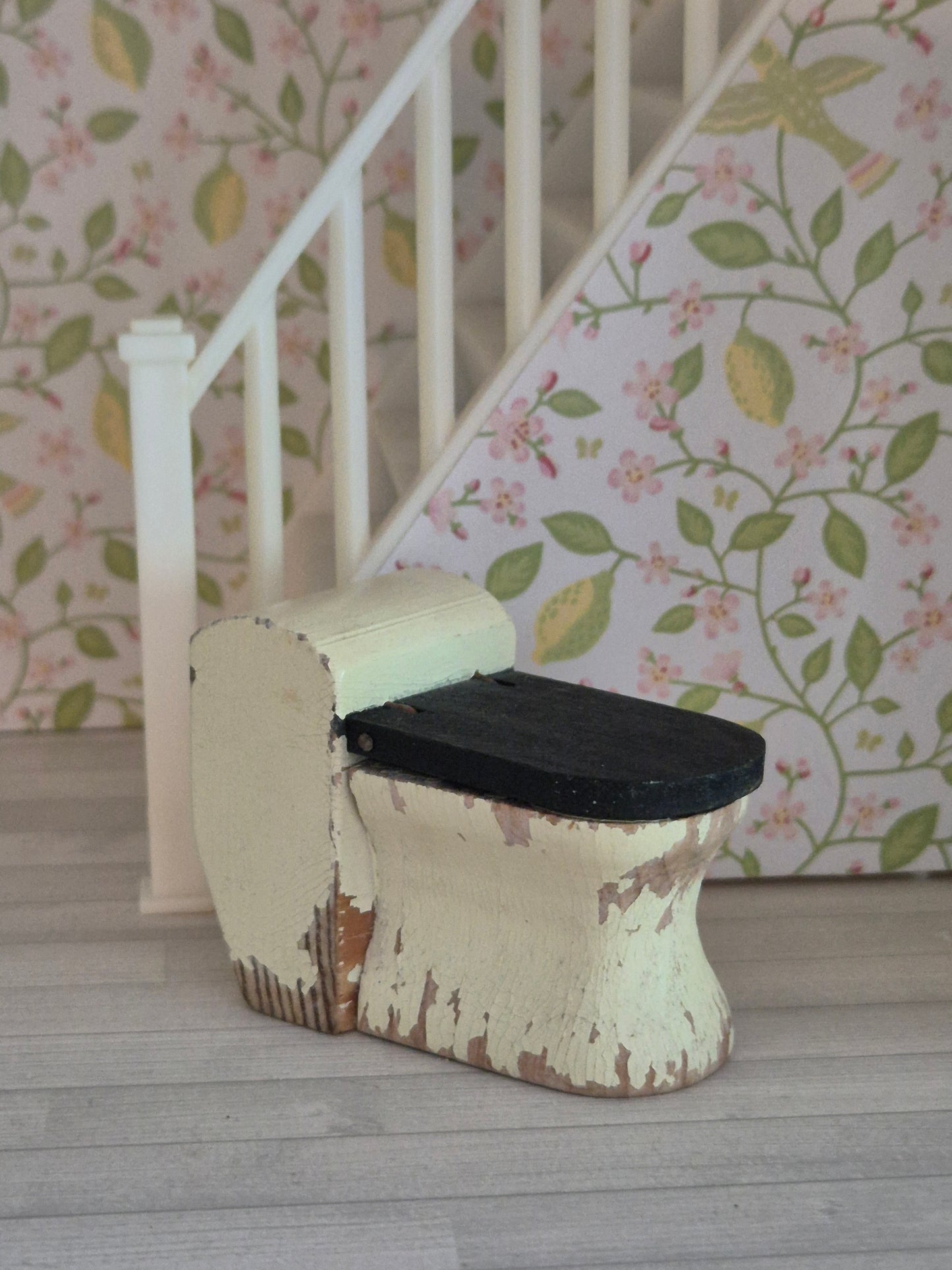 Lerro toilet