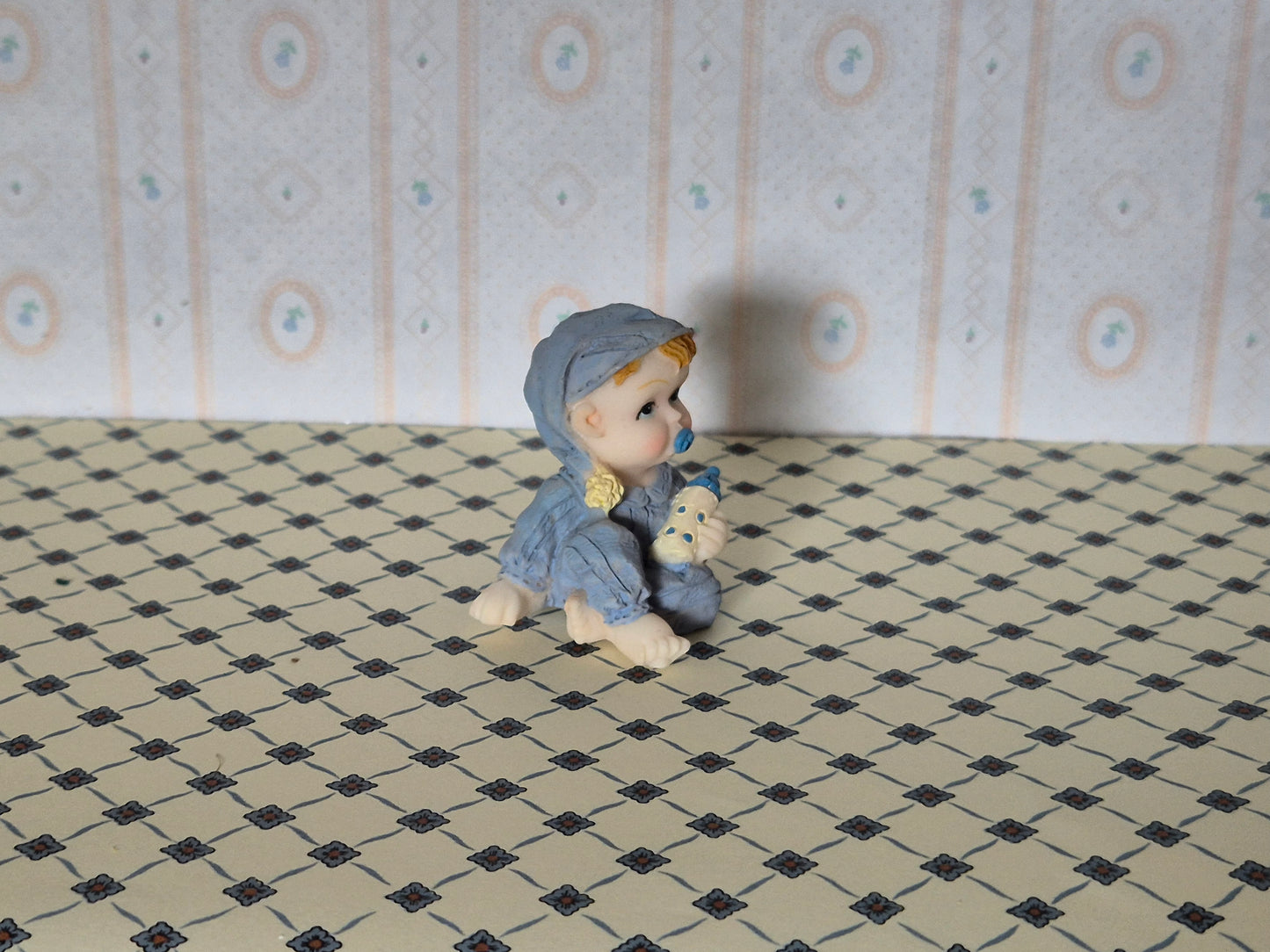 1:12 resin baby