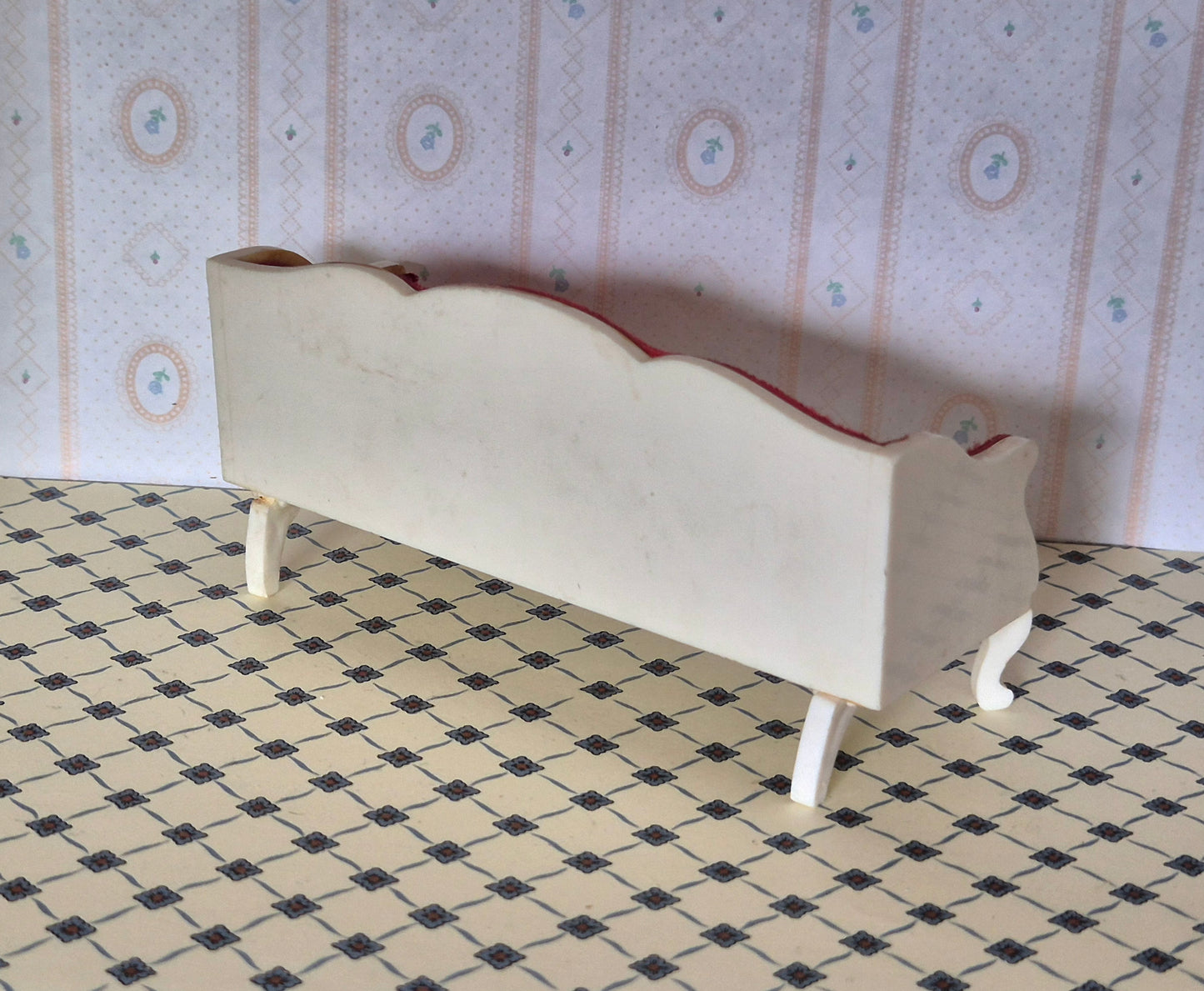 Europa sofa, mangler