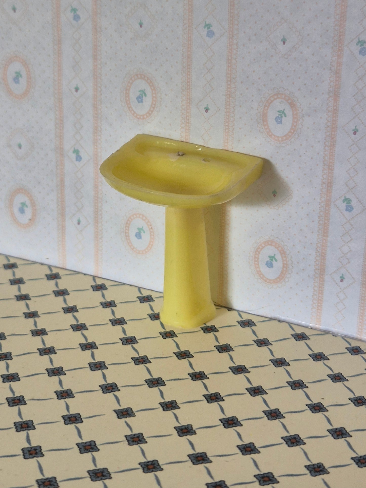 Caroline Home håndvask, mangler