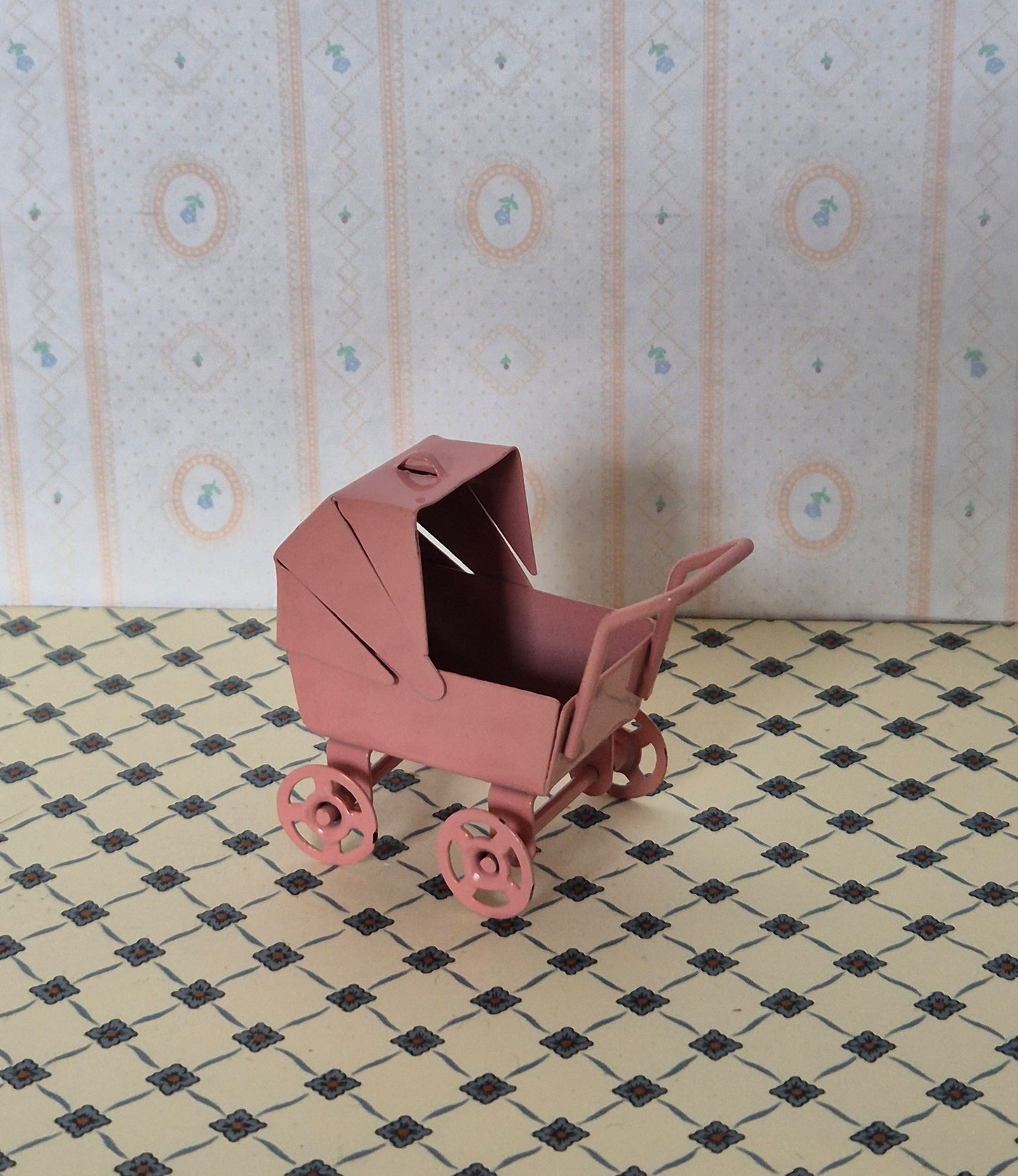 1:16 dukkevogn