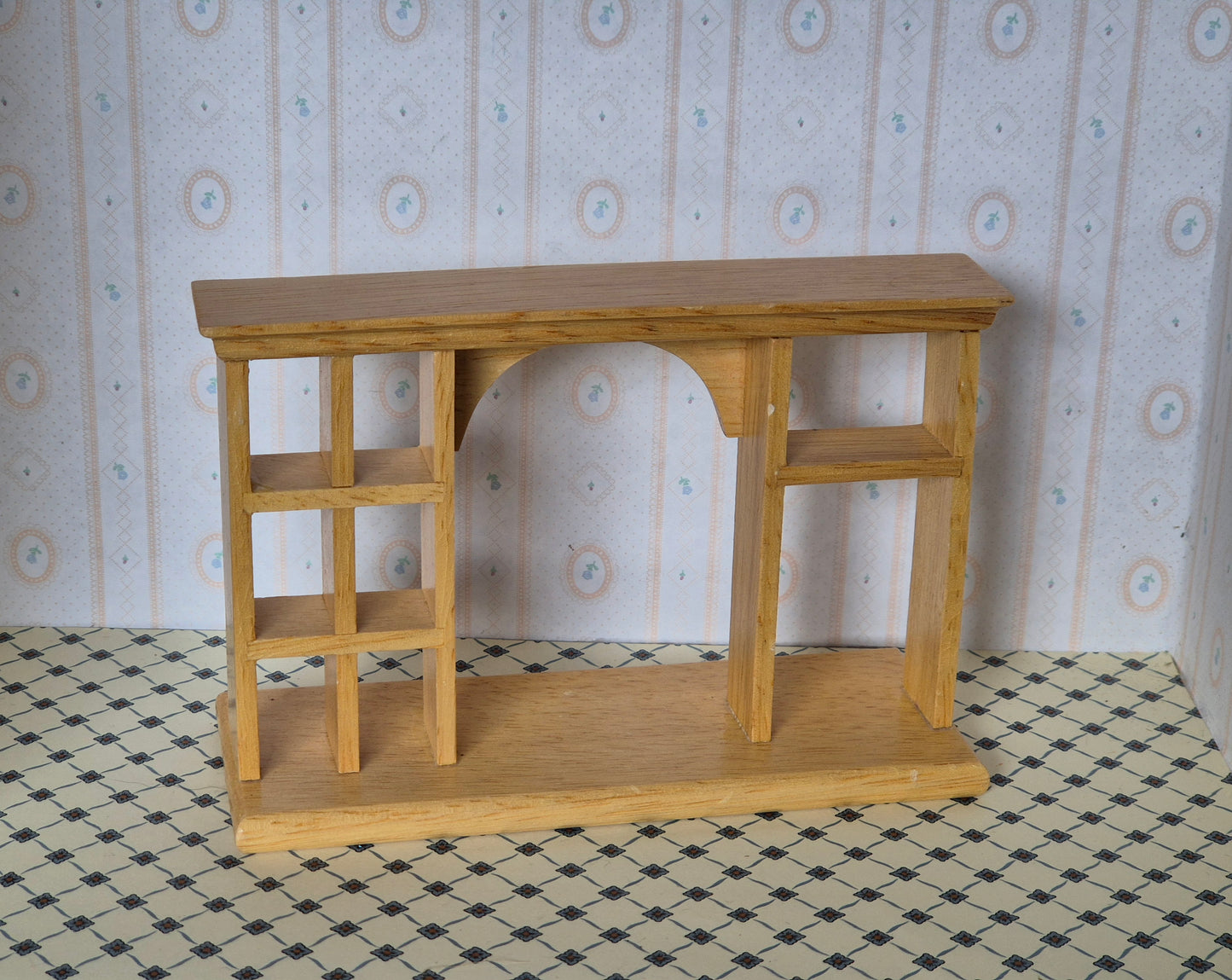 1:10 væghylde