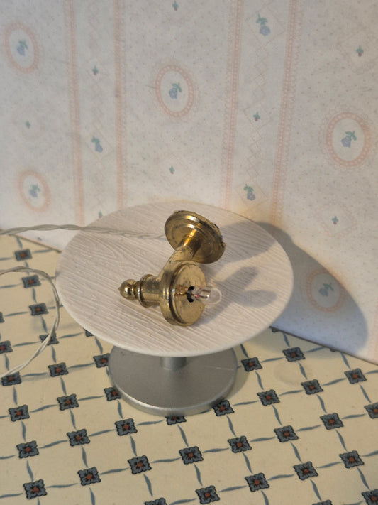 Lundby lampe, mangler