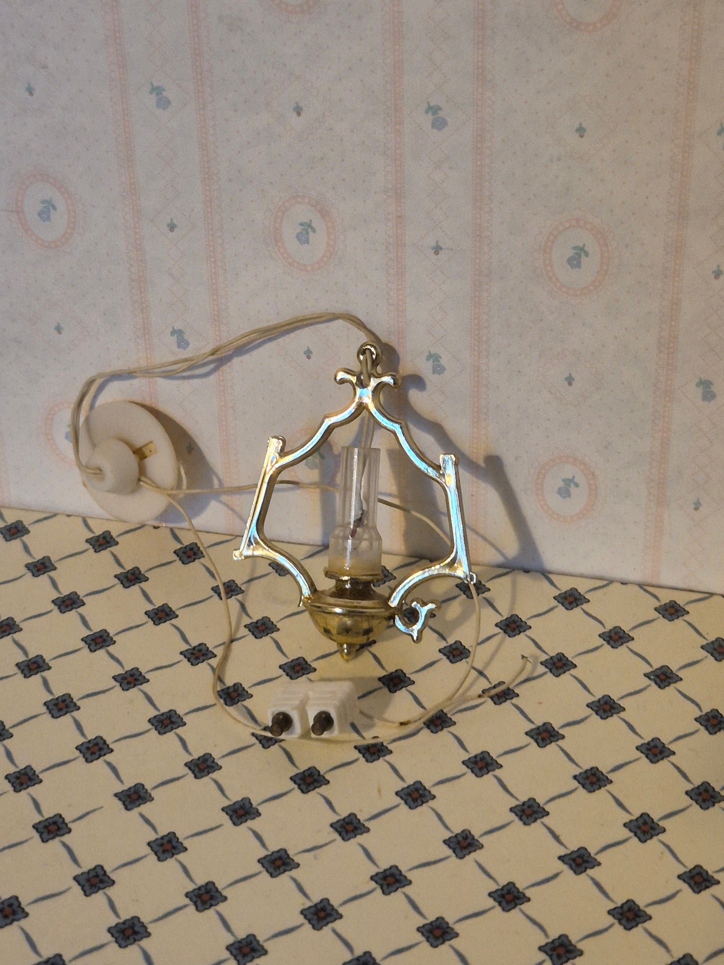 Lundby lampe, mangler