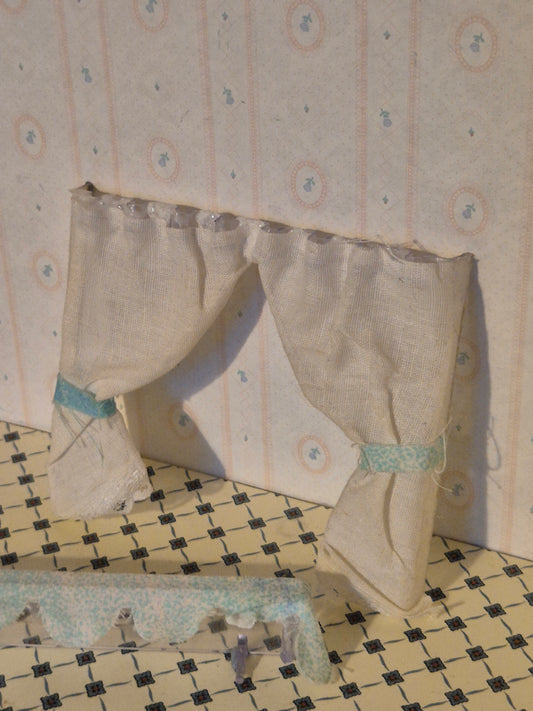 Lundby gardin, knækket