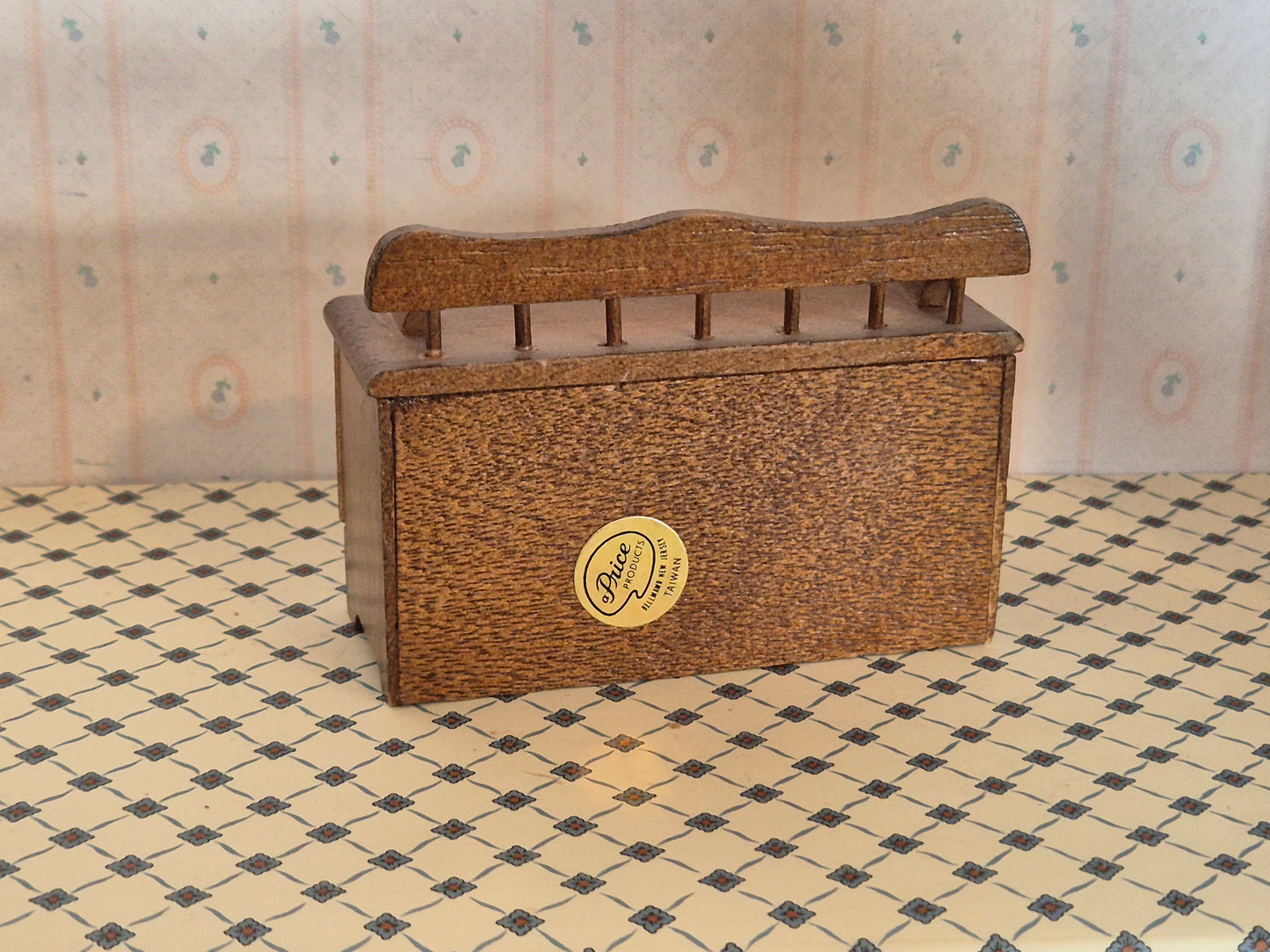 1:12 bænk, Hello Dolly