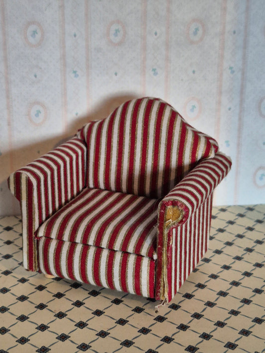 1:12 lænestol, mangler