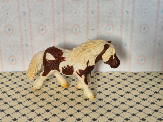 1:16 pony