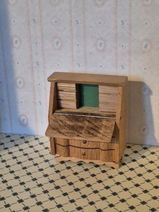 Hanse sekretærmøbel