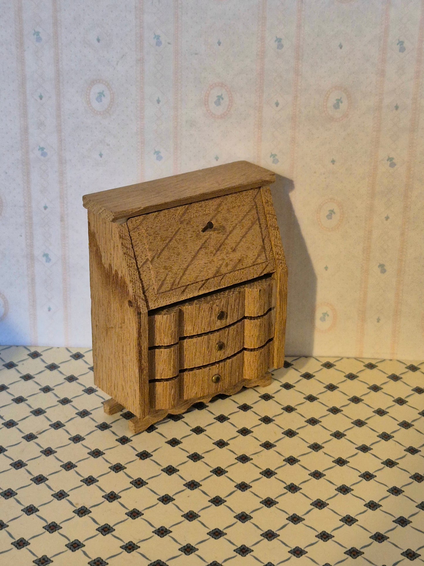 Hanse sekretærmøbel