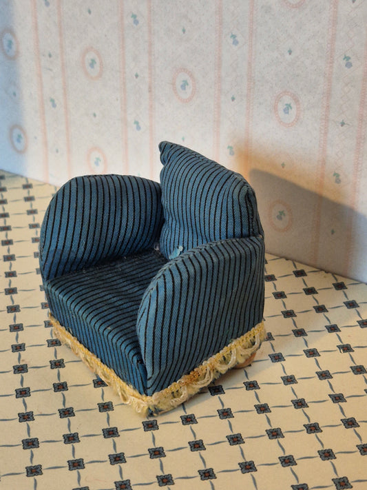 Lerro lænestol, mangler fod