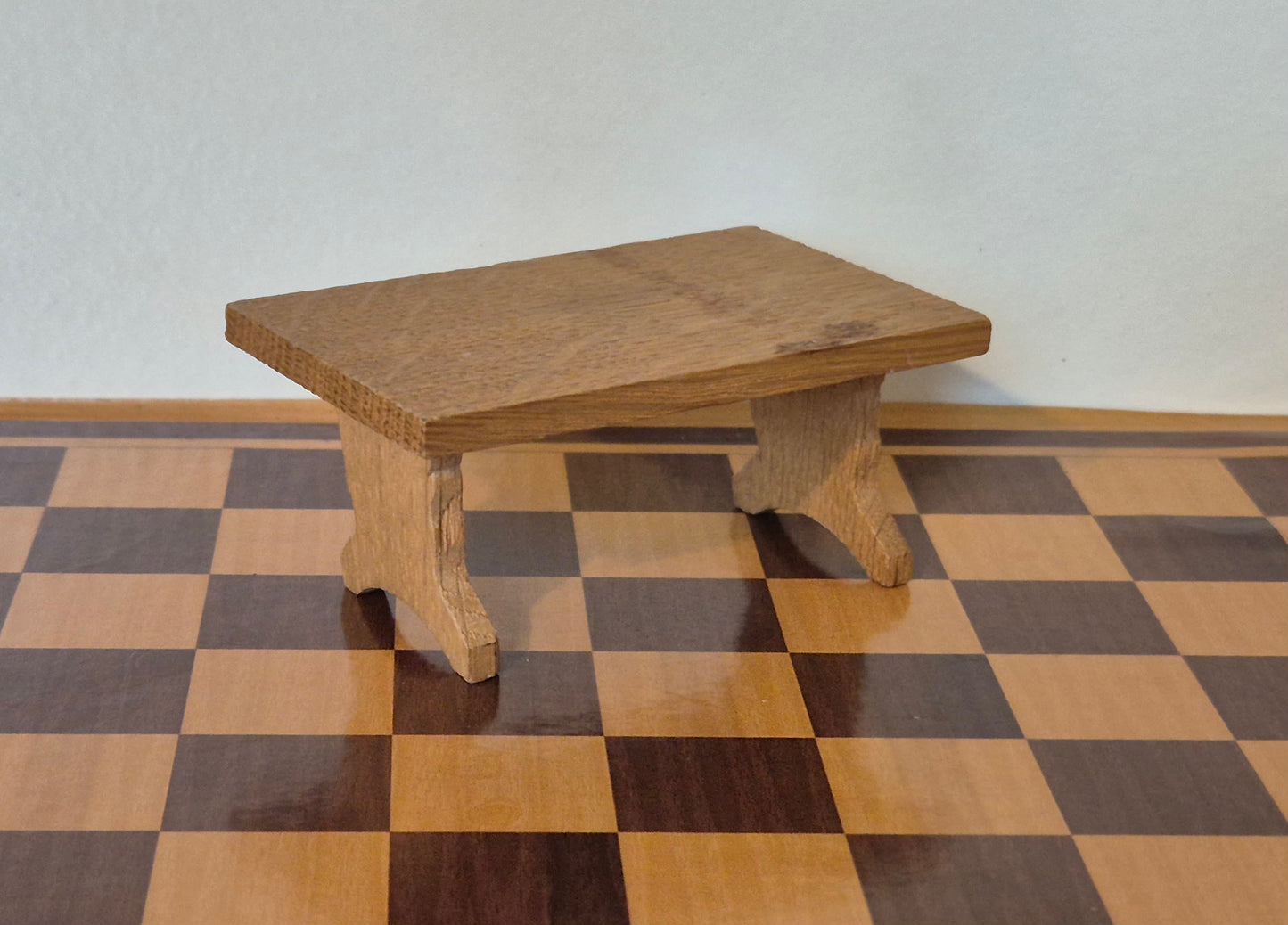 Lisa sofabord, skævt