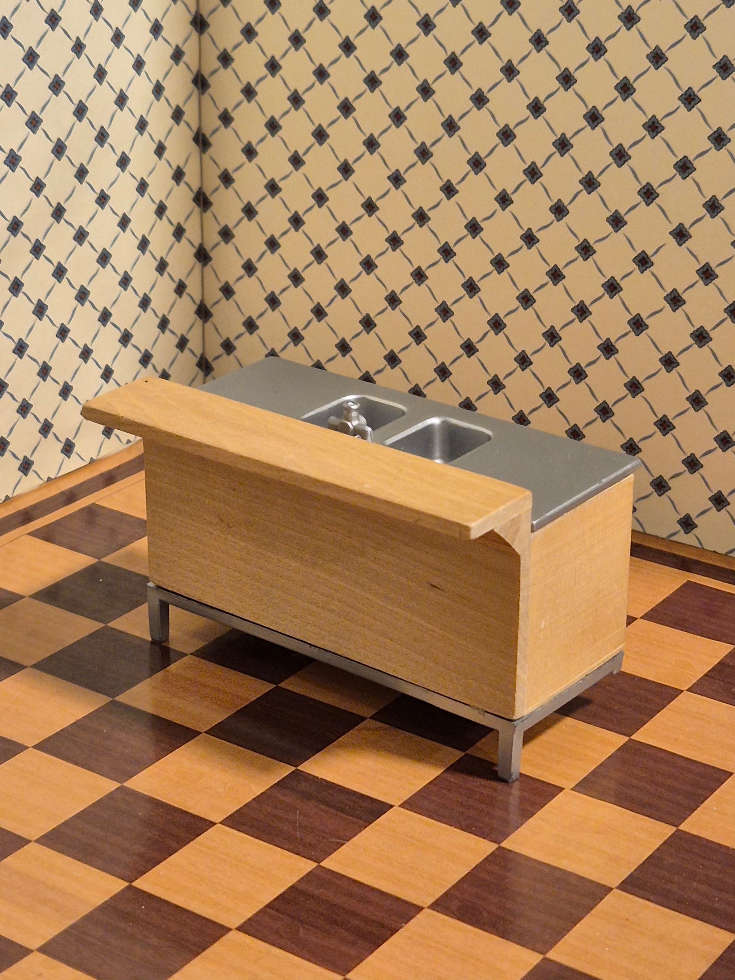 Lundby køkkenvask uden ben