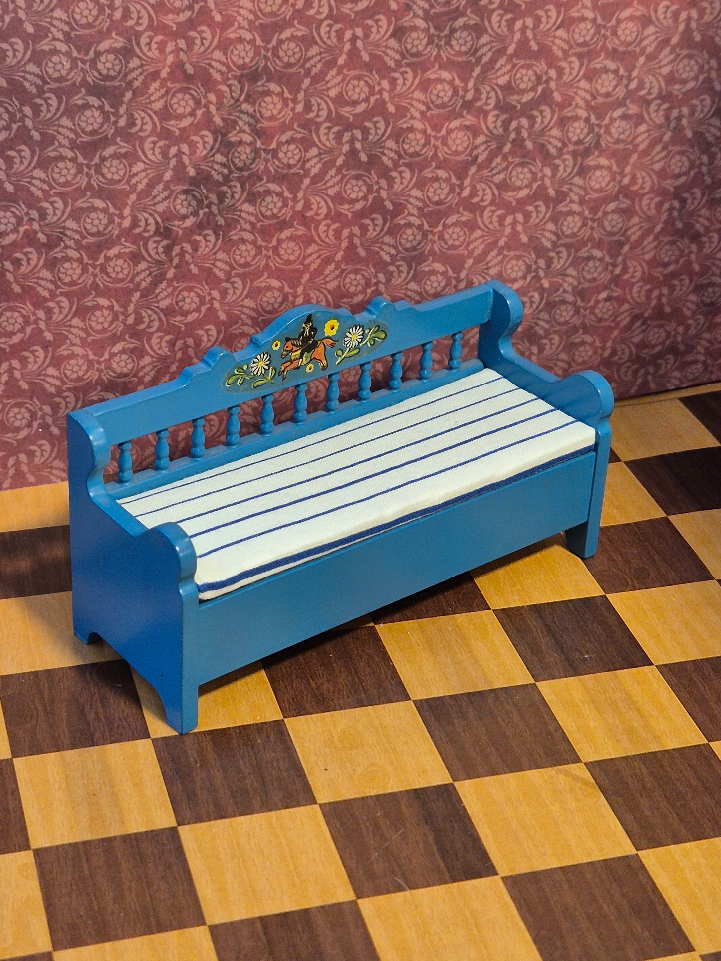 Lundby bænk, renoveret