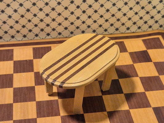 Lundby bord, lim og skade