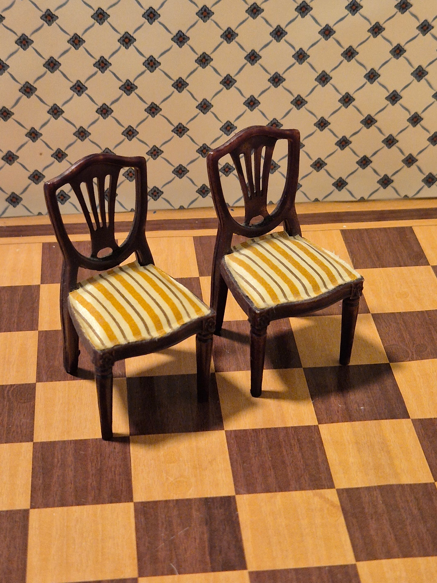 Lundby royale stole
