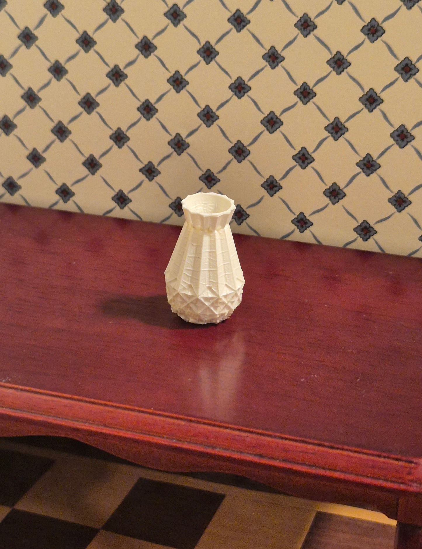 1:12 vase, ujævn bund