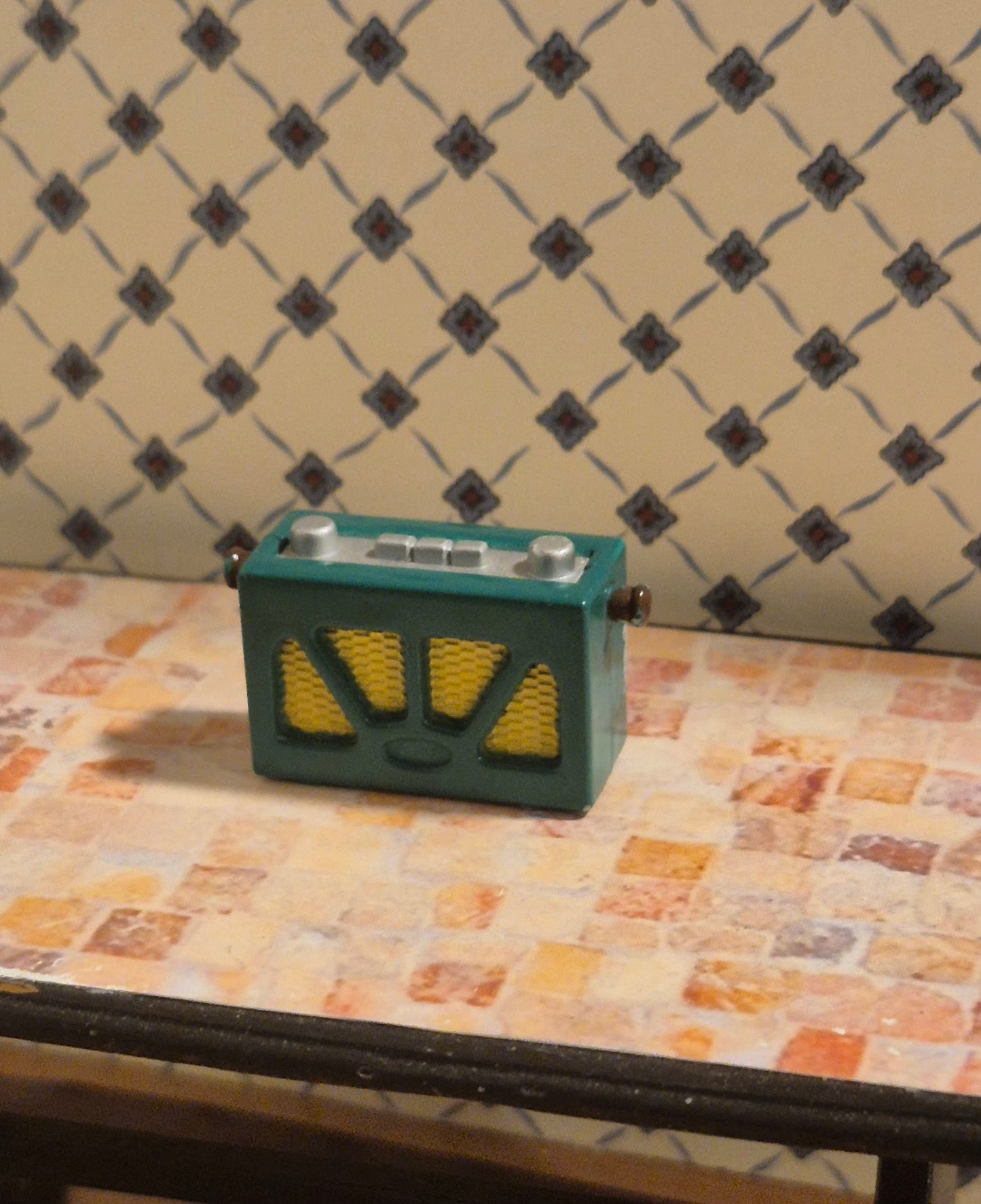1:12 radio