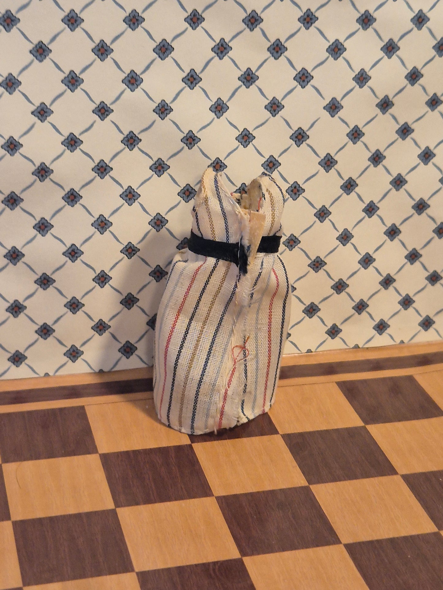 Lundby graviditetskjole