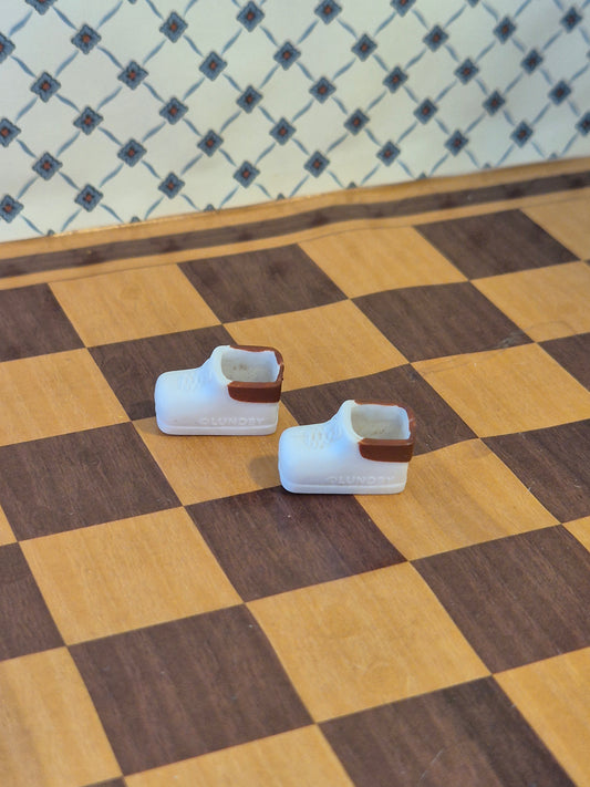 Lundby skistøvler, mangler