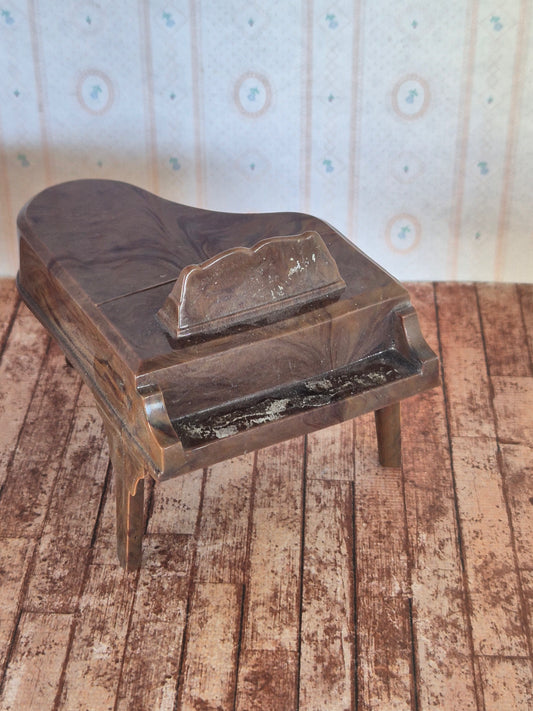 Kleeware piano