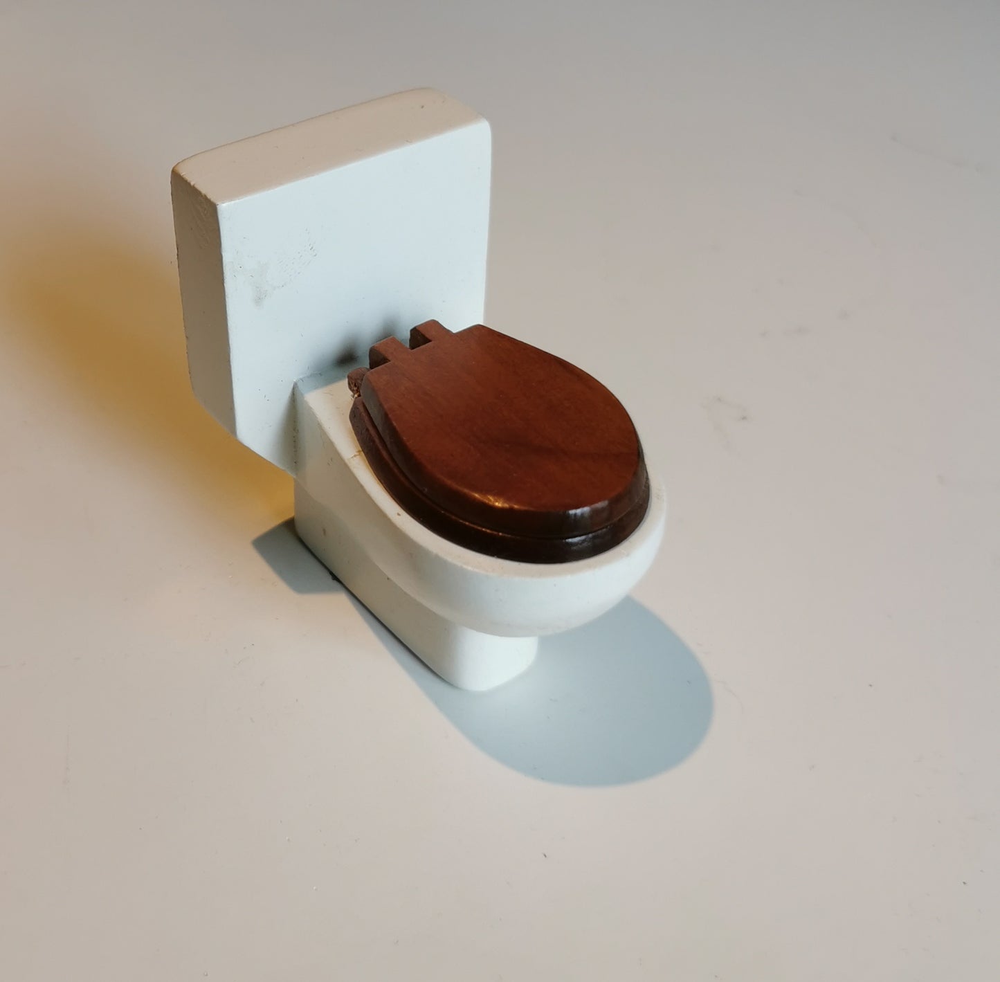 1:12 toilet