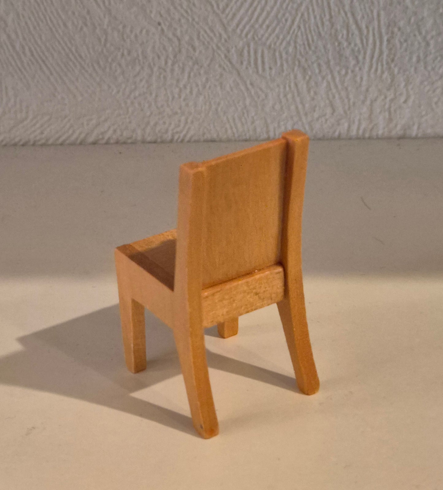 Lundby stol af træ