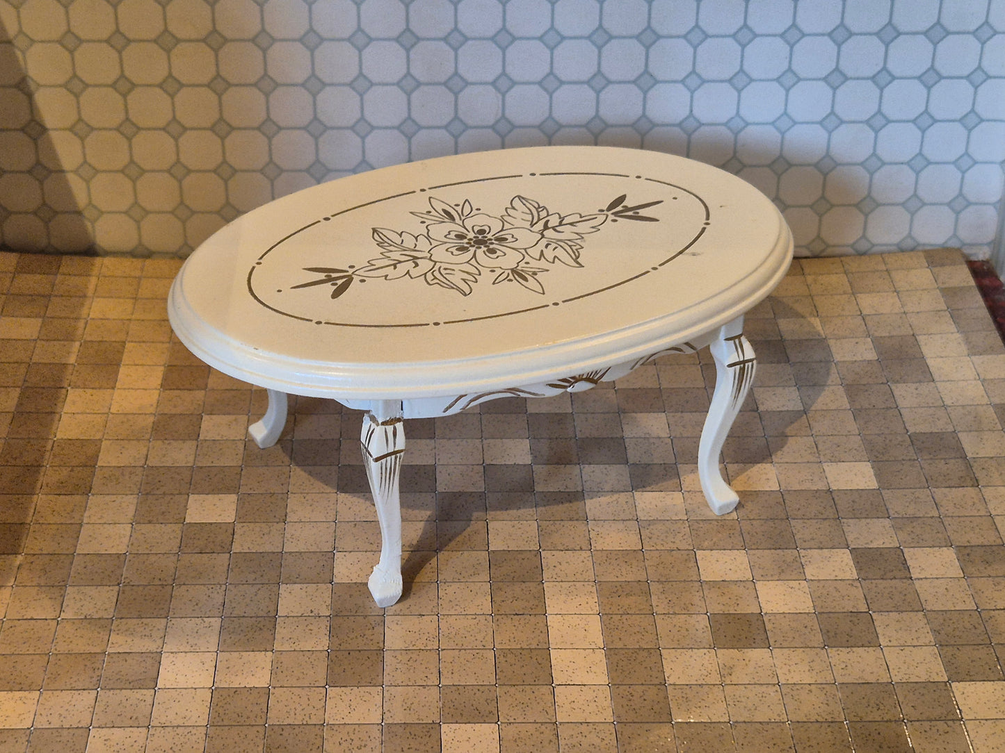 1:12 Rococo table