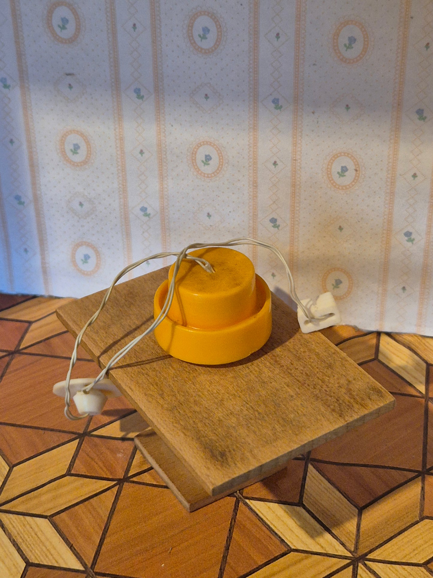 Lundby lampe, revnet