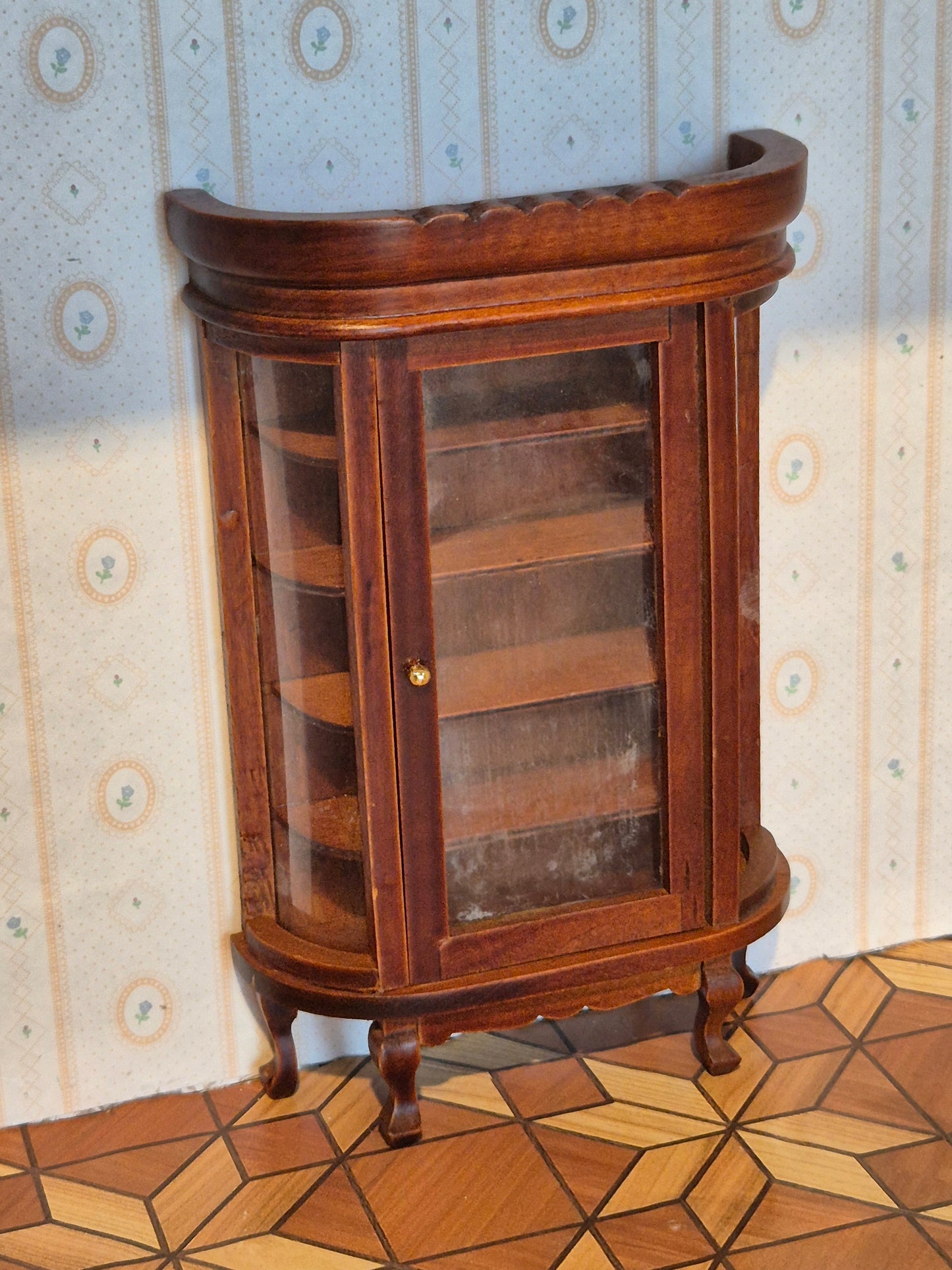 1:12 Vitrine skab