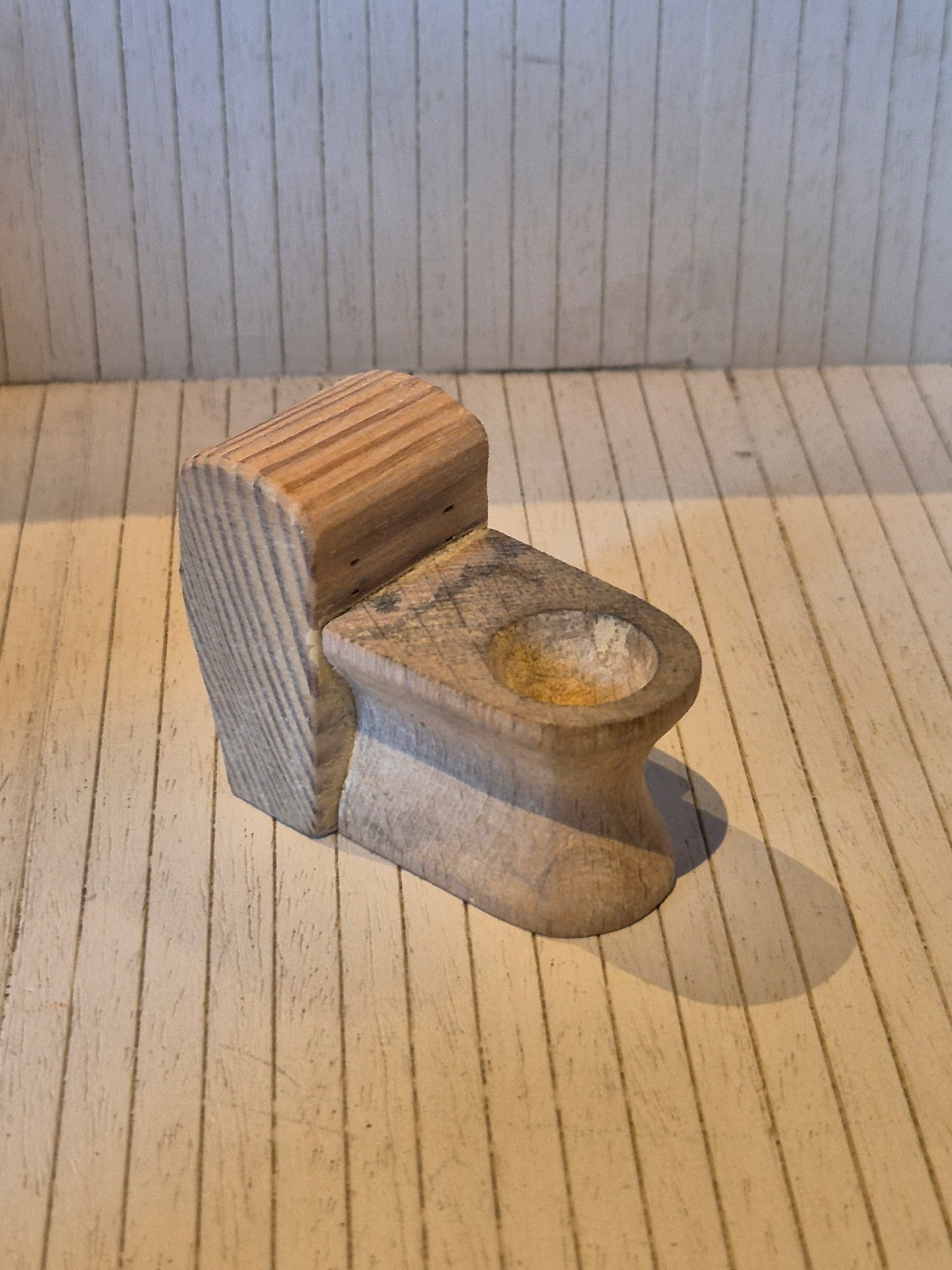 Lerro toilet