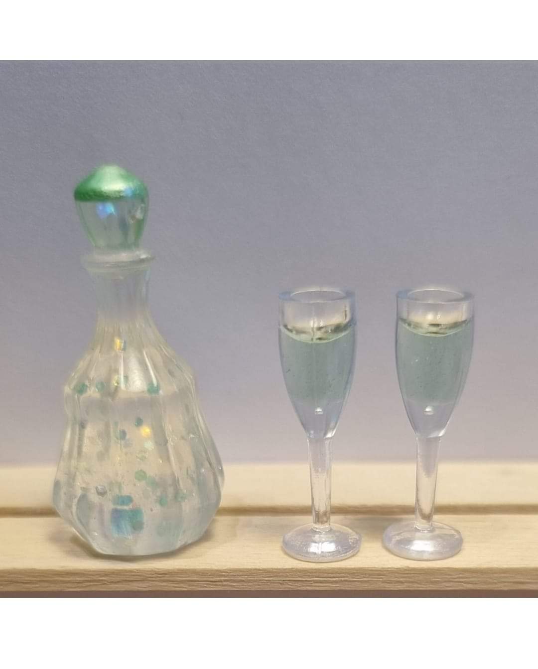 1:12 karaffel med glas