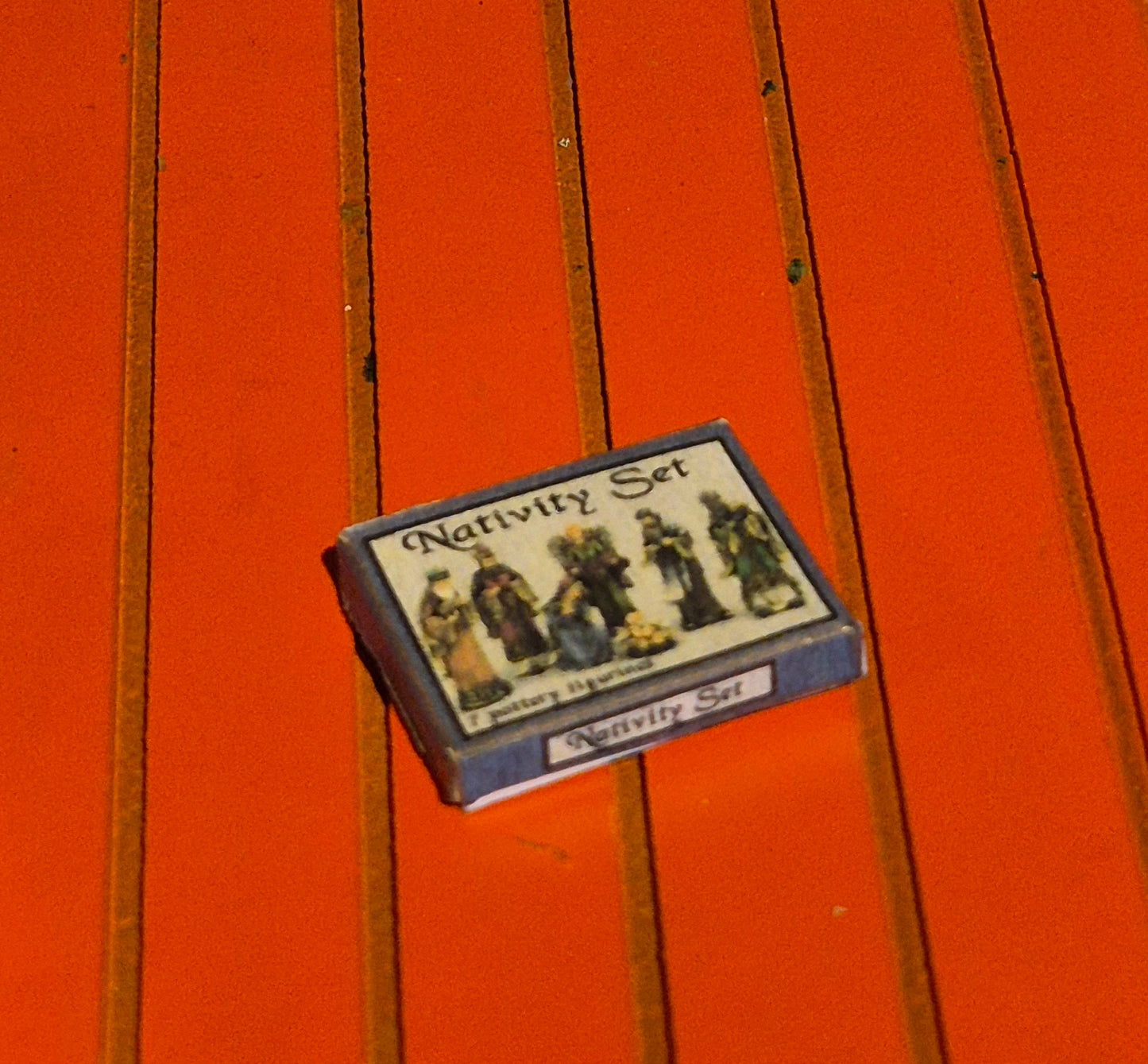 Æske krybbespil figurer