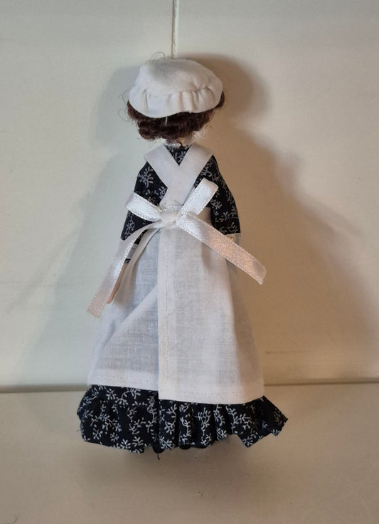1:12 Doll lady