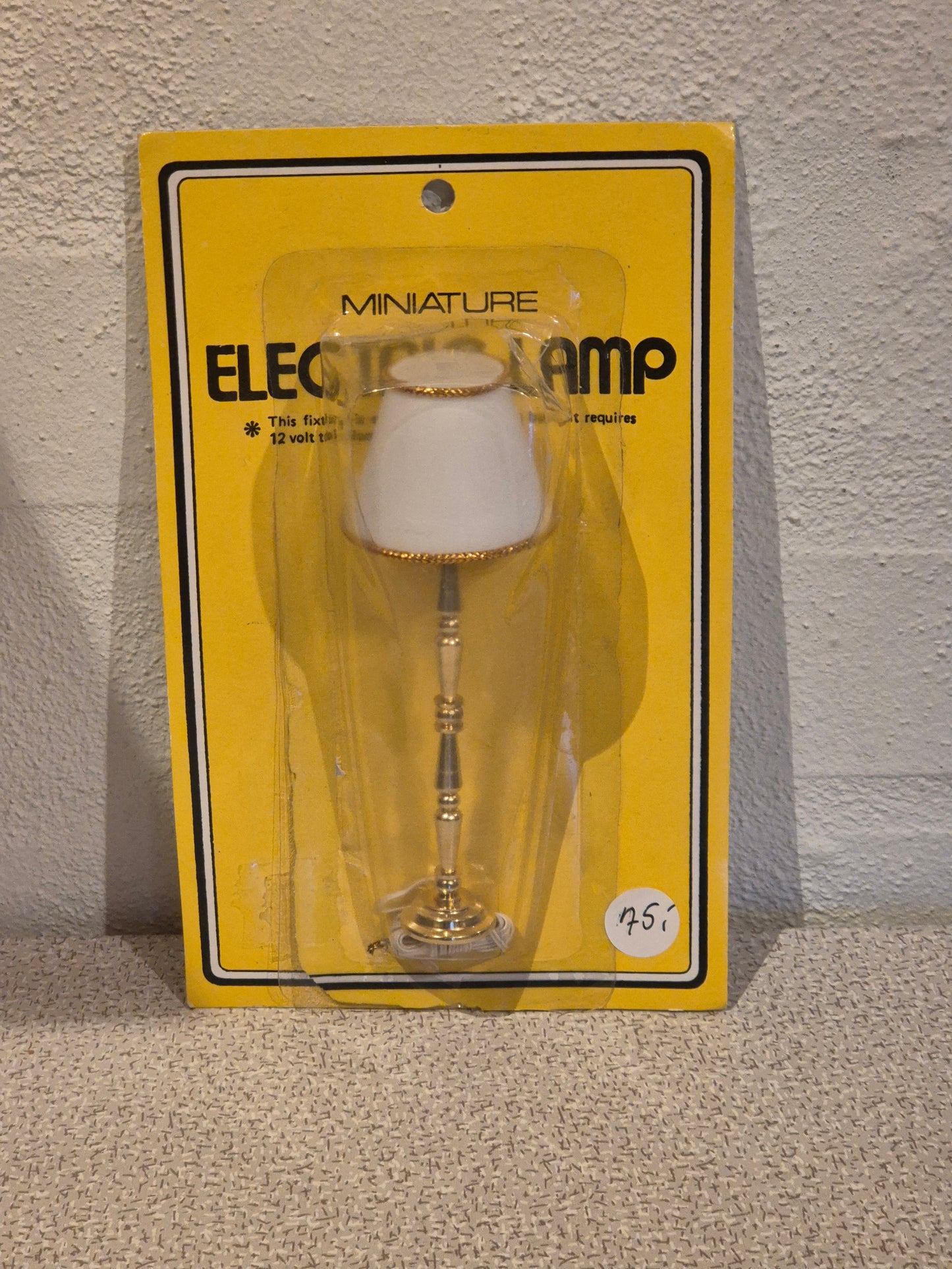 Ny 1:12 standerlampe