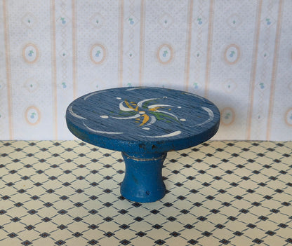 1:16 Dora Kuhn bord