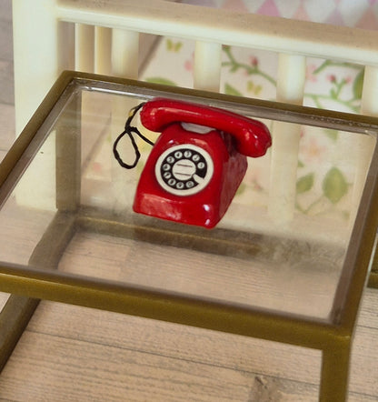1:16 telefon